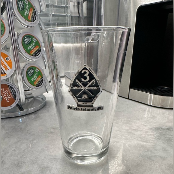 USMC United States Marine Corps 3rd Battalion Parris Island Glass - Picture 7 of 7